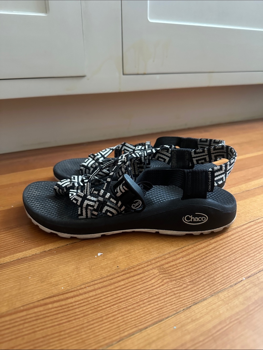 Chacos - Picture 2 of 3